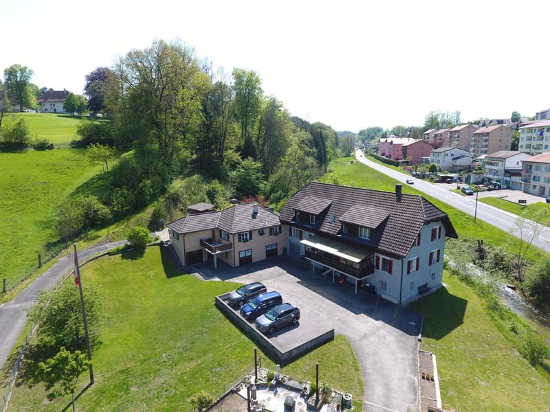 3.5 Zimmerwohnung mit Grünfläche in Wünnewil zu vermieten (5)