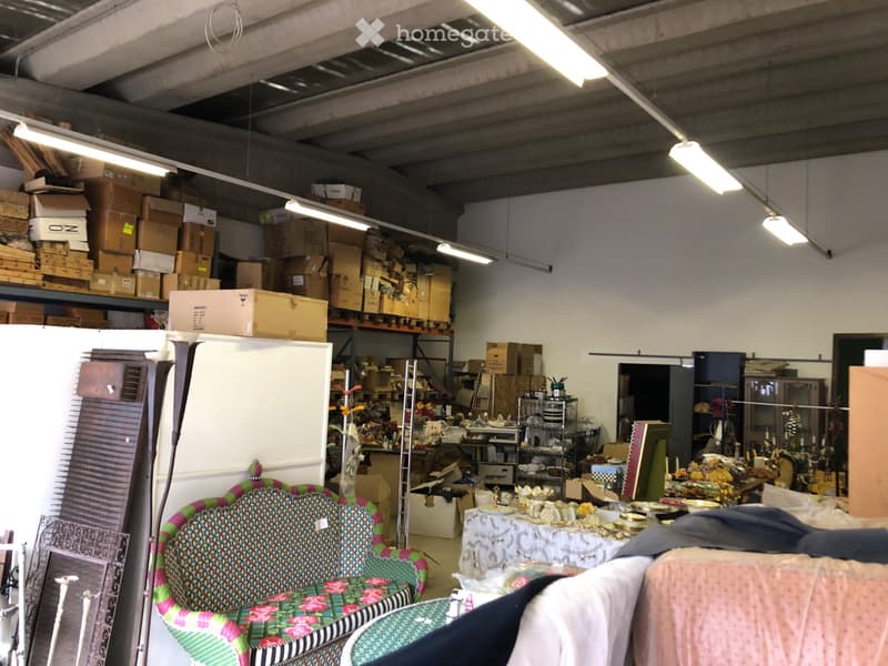 Affittasi locale di 140 m2 a Mezzovico (1)