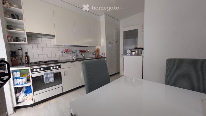 In Untermiete ab Nov. möbl 2- Zimmer Wohnung zu vermieten (2)