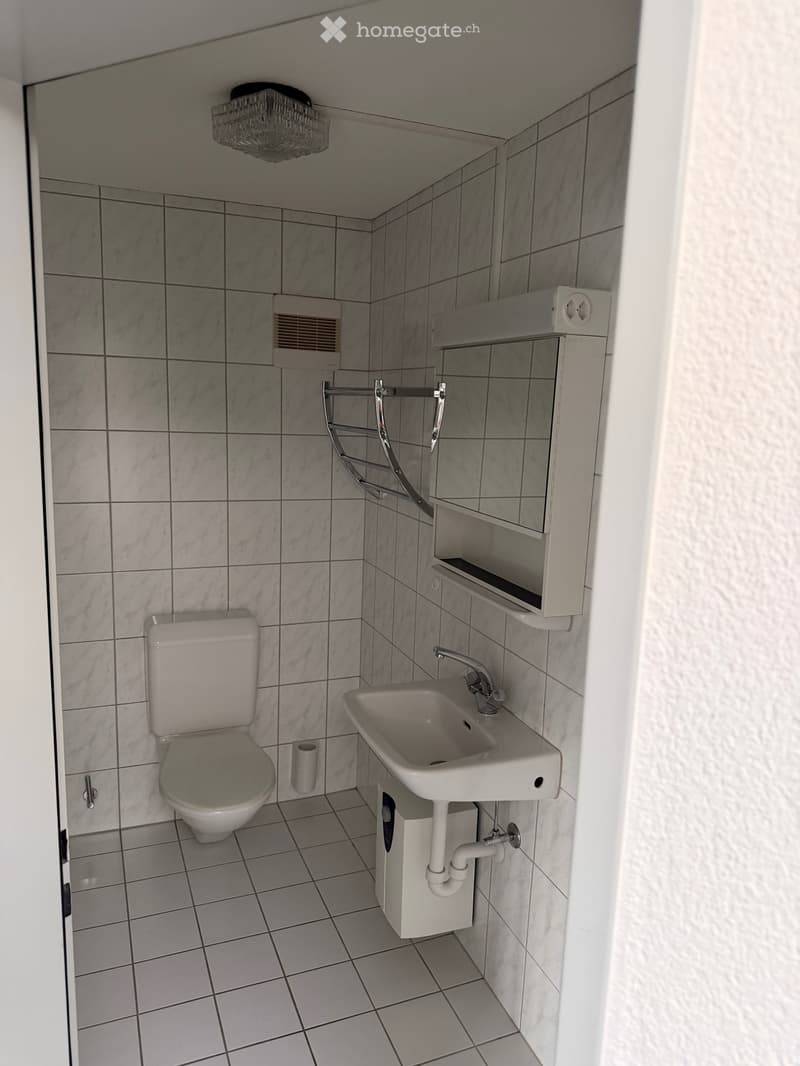 2 gr. Zimmer (in WG) (2)