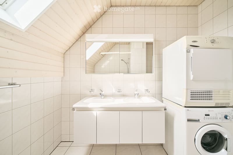 Charmante 2,5-Zimmer-Wohnung in Fischbach (4)