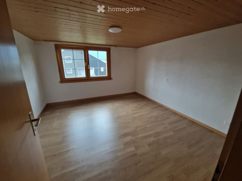 4.5-Zimmer-Wohnung mit Terrasse & Garage (3)