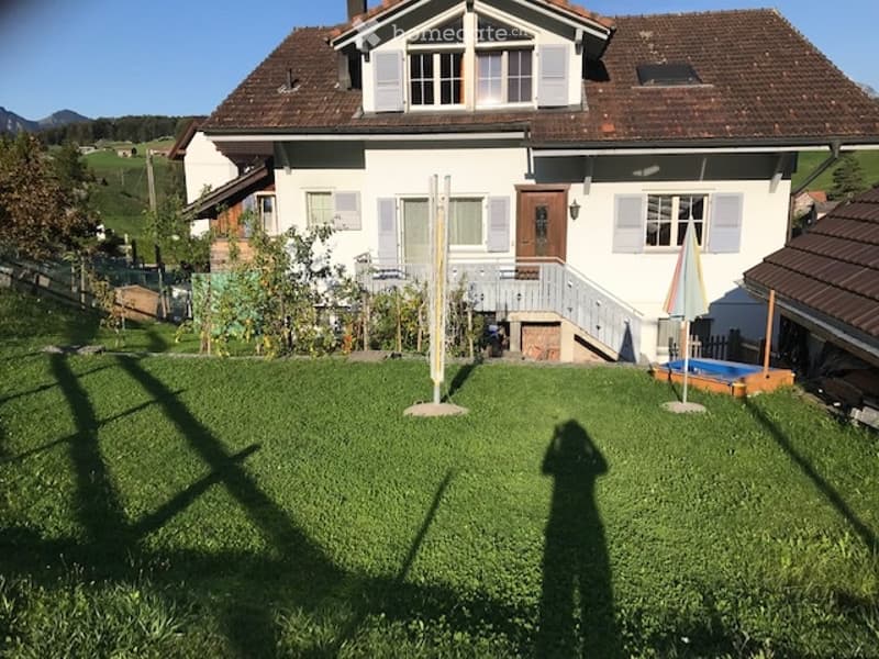 4.5-Zimmer Wohnung in Emmetten (1)