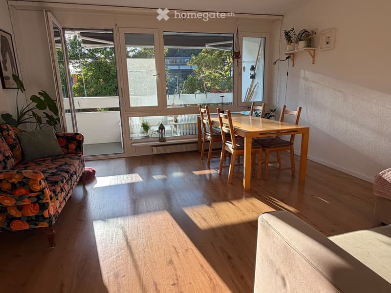 Helle 4 Zimmer Wohnung in Ostermundigen (4)