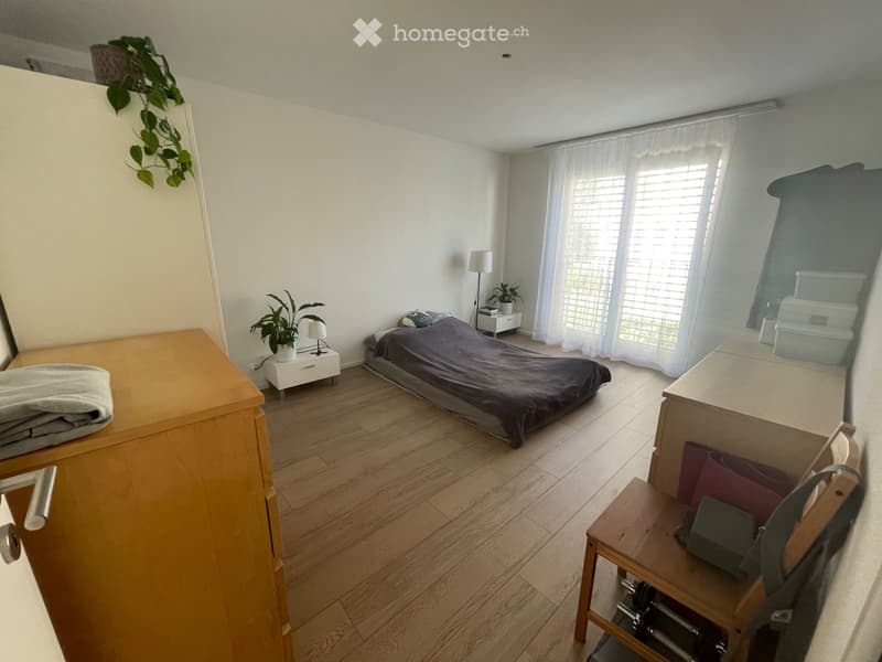 Moderne 2.5-Zimmer-Wohnung in Neuenhof mit Balkon (4)