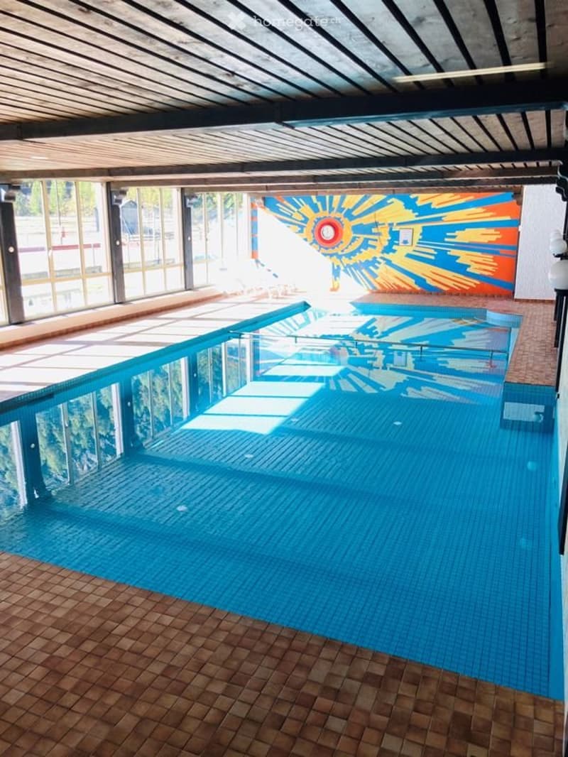 2.5 Zimmer Wohnung in Täsch zu Vermieten mit Hallenbad (5)