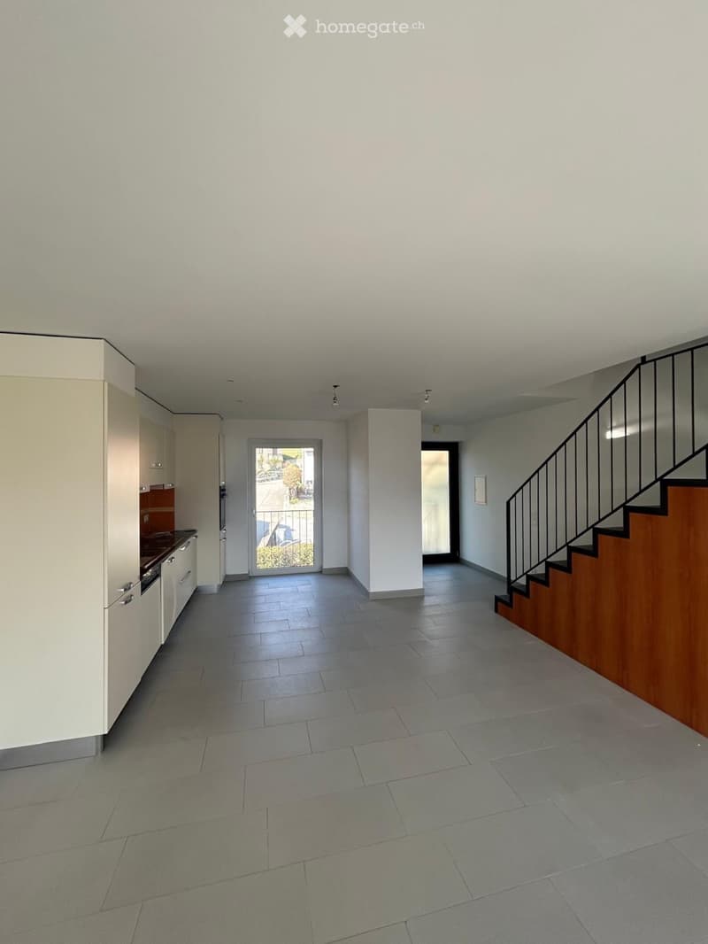 MODERNO DUPLEX 3.5 LOCALI - POSTO AUTO INCLUSO (2)