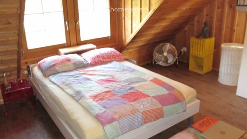 Ruhige eigene Etage (2möb.Zimmer) (4)