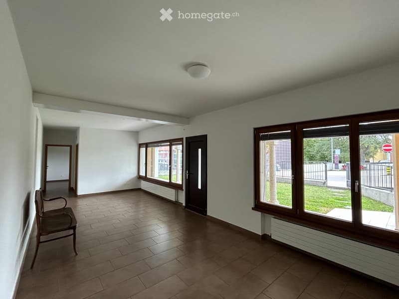 Arzo, Luminoso 2.5 locali con giardino e posto auto incluso (3)
