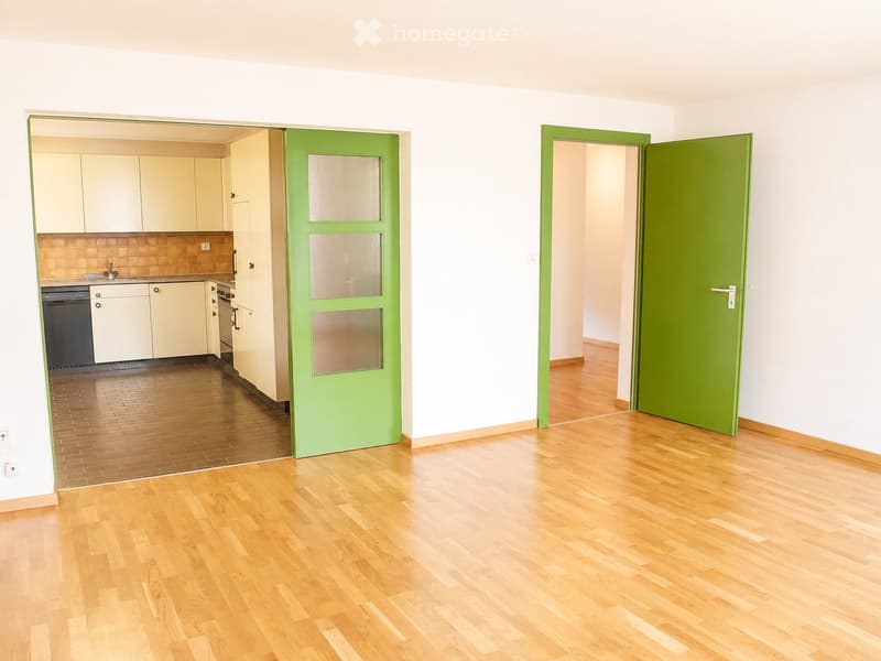 3½-Zimmer-Altstadtwohnung mit Südbalkon & Garage (5)