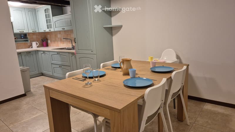AFFITTASI intera casa a Cabbio parzialmente ammobiliata (1)
