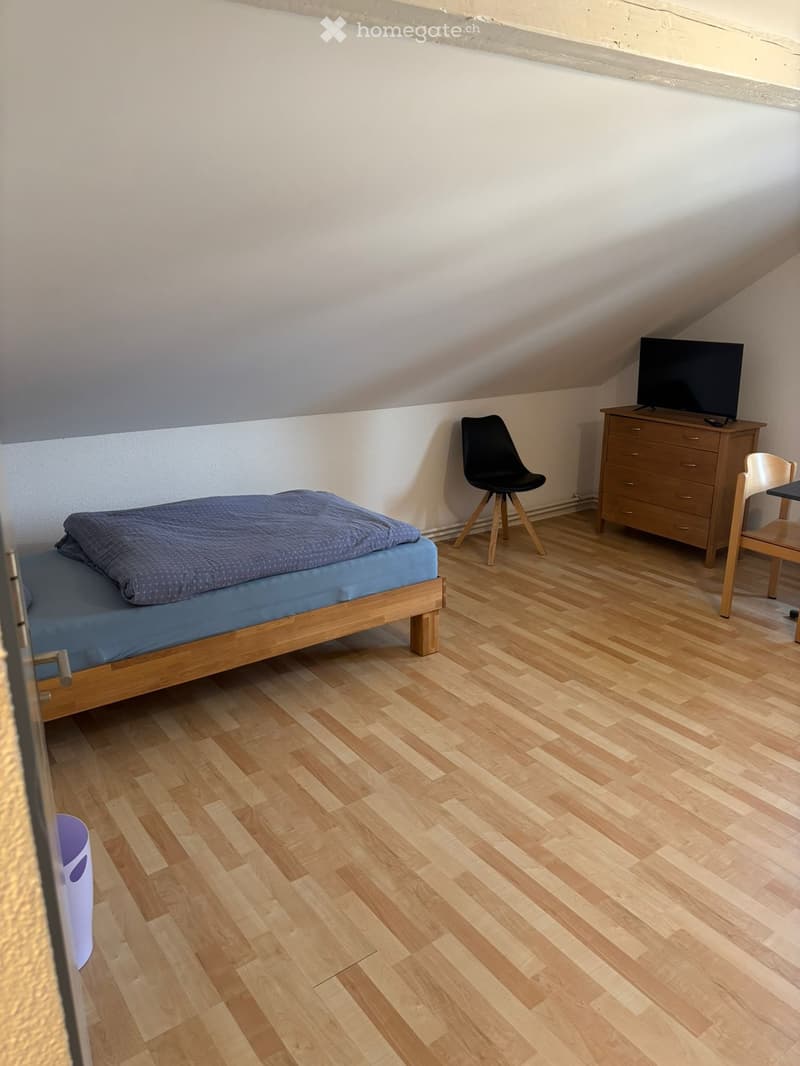 Zimmer zu vermieten (1)