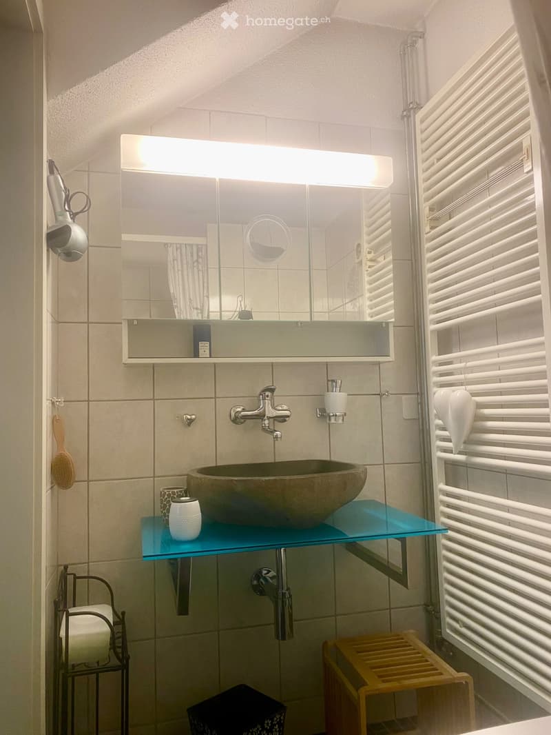 Möbliertes Zimmer mit Bad im historischem Bauernhaus (5)