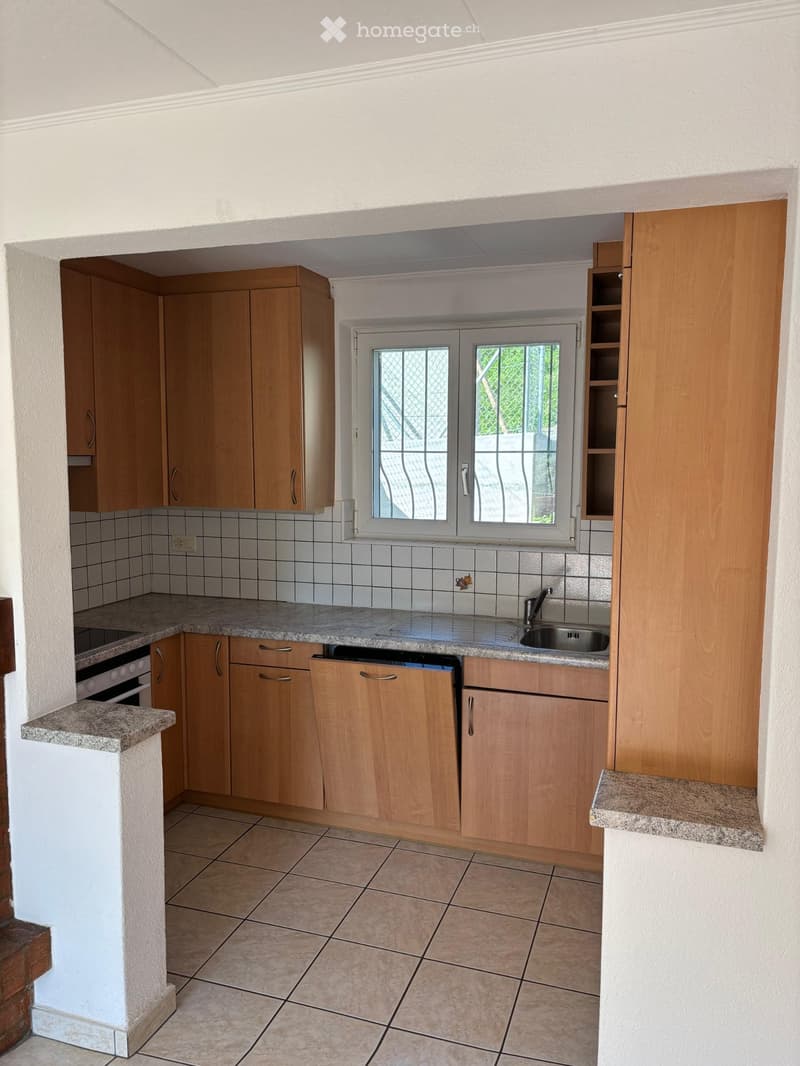 Grazioso appartamento 3.5 in casa bifamiliare (1)