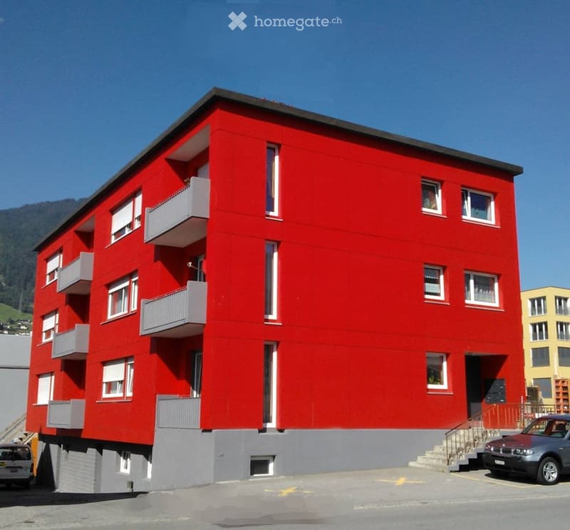 Schöne 4.5 Zimmerwohnung zu Vermieten im Hochpartere (1)