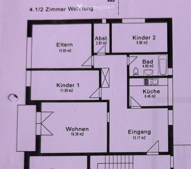 Schöne 4.5 Zimmerwohnung zu Vermieten im Hochpartere (2)