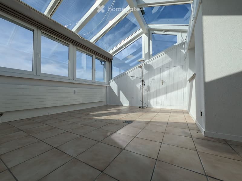 Charmante Wohnung mit beheiztem Wintergarten und Weitblick (2)