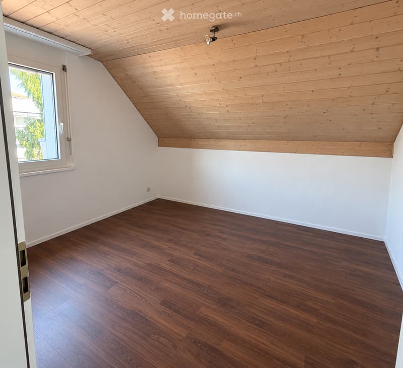 Charmante 3-Zimmer-Maisonettewohnung in Kirchberg (3)