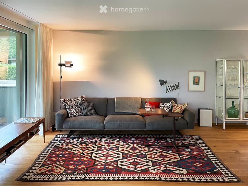 Wunderschöne vollständig 2.5-Zimmer-Wohnung mit Garten (4)