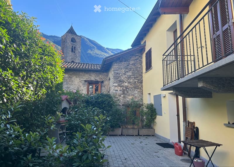 Affitasi casa bifamiliare (1)