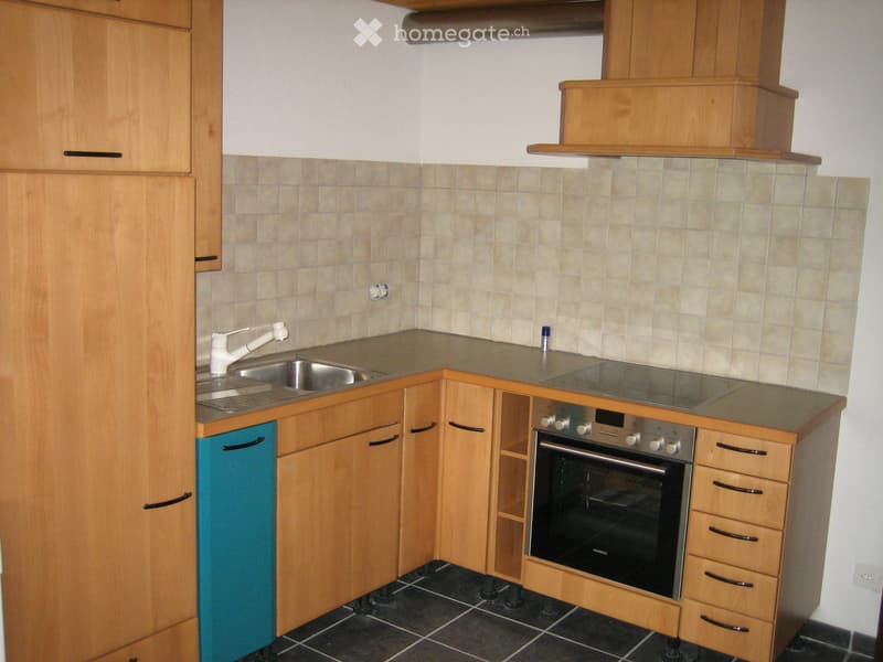 Charmante 6-Zimmer-Maisonette-Wohnung in Oberlangenegg (3)