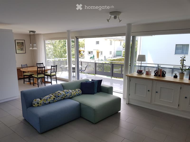 moderne 3.5-Zimmer-Wohnung mit grossem Balkon (2)