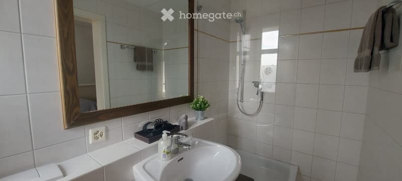 Wunderschönes, möbliertes Zimmer - all inklusive! (8)