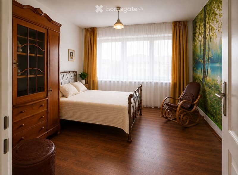 FURNISHED ROOM AVAILABLE IMMEDIATELY WOMEN ONLY (2)