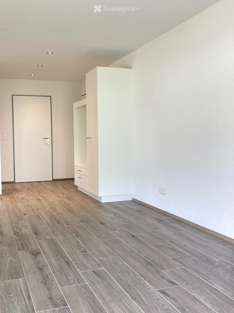 Topmoderne 2.5 Zimmerwohnung (5)