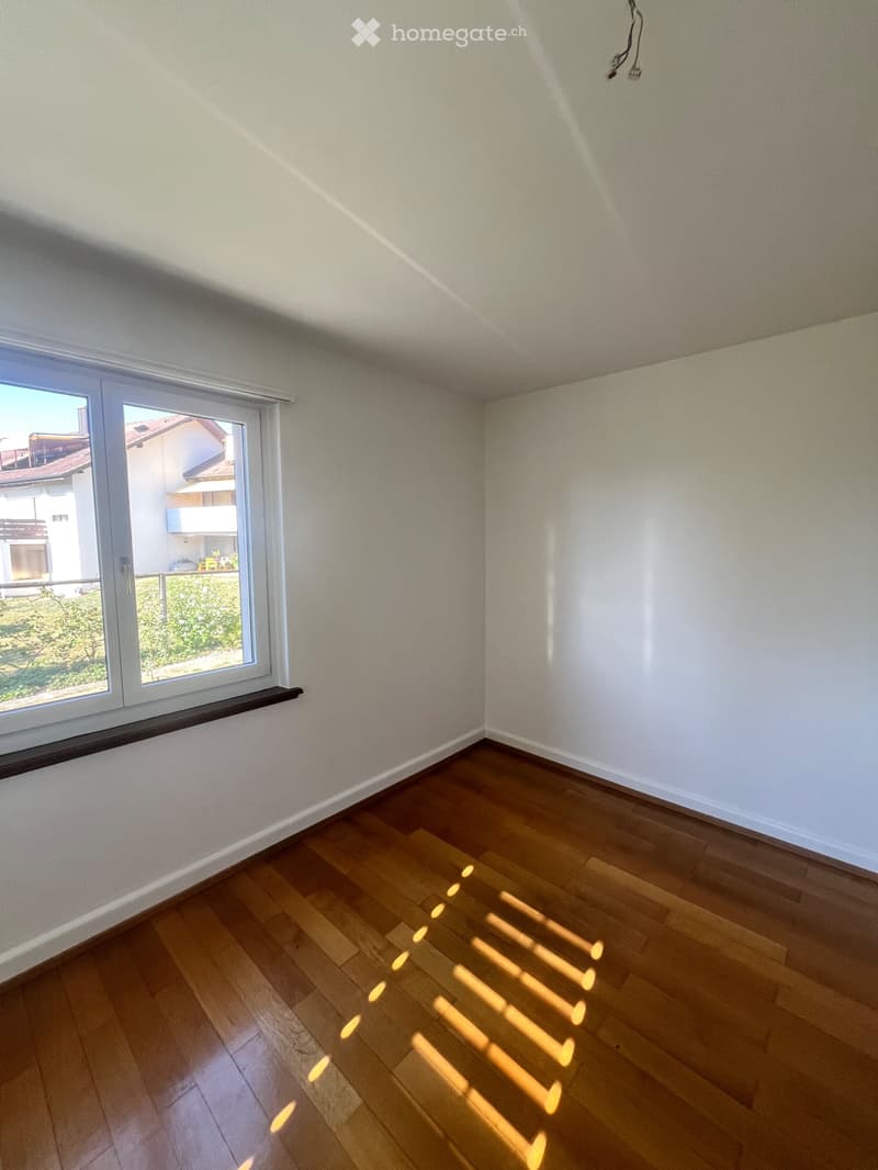 Schönes Wg-Zimmer Altbauwohnung (3)