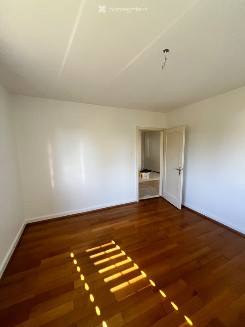 Schönes Wg-Zimmer Altbauwohnung (4)