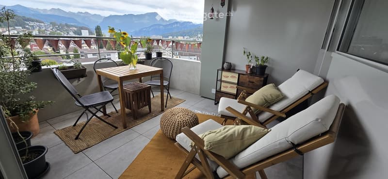 Modernes Zimmer mit privatem Bad & Bergblick (5)
