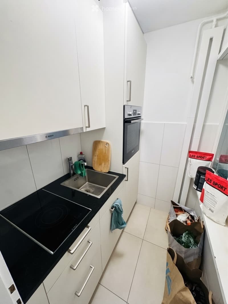 Moderne 1,5-Zimmer-Wohnung mit sonnigem Balkon, St. Gallen (5)