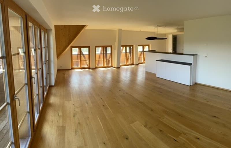 schöne 3.5-Zimmer-Wohnung mit Balkon ab 1.12.26 zu vermieten (2)
