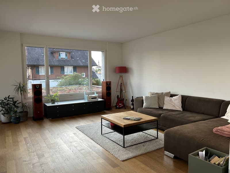 Grosszügiges Zimmer in 5.5-Zimmer-Wohnung in Ruswil (5)