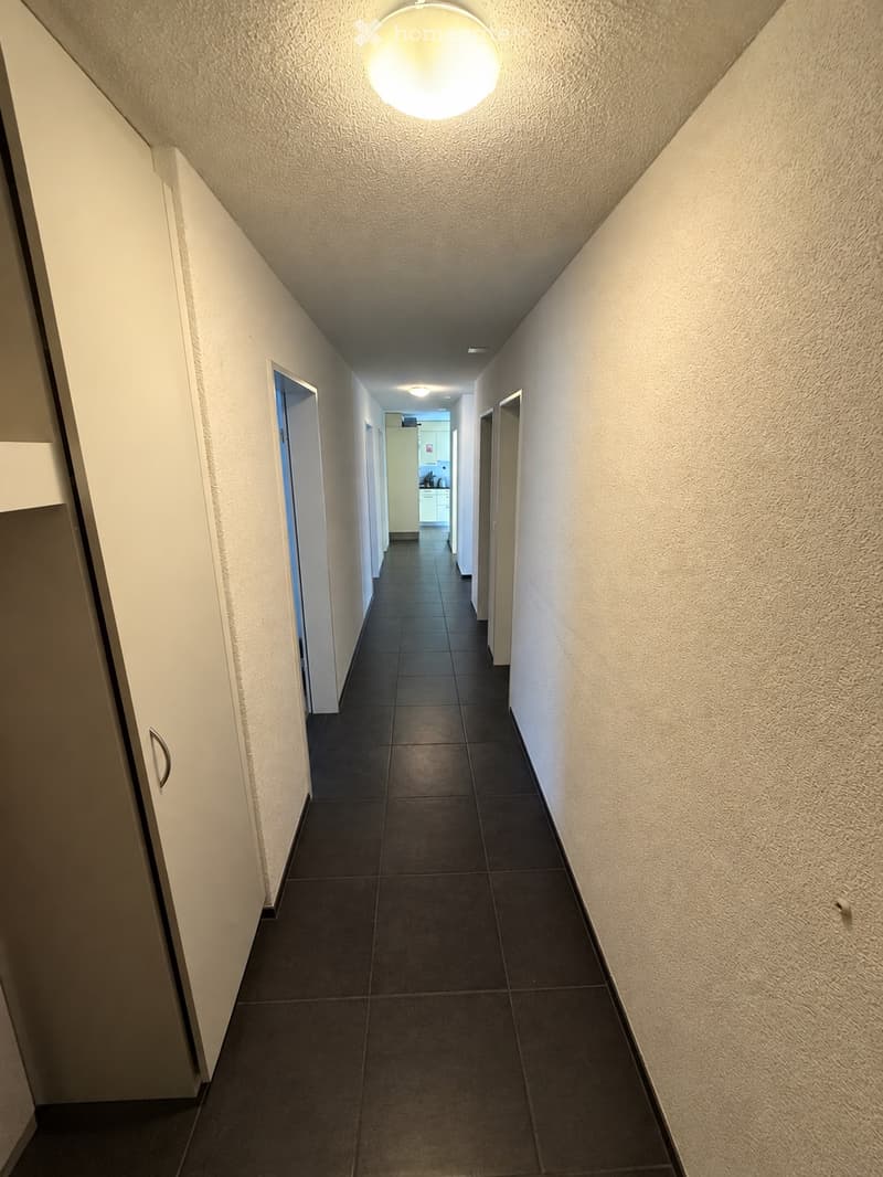 Helle und schöne 4.5 Zimmer Wohnung in 3270 Aarberg (2)