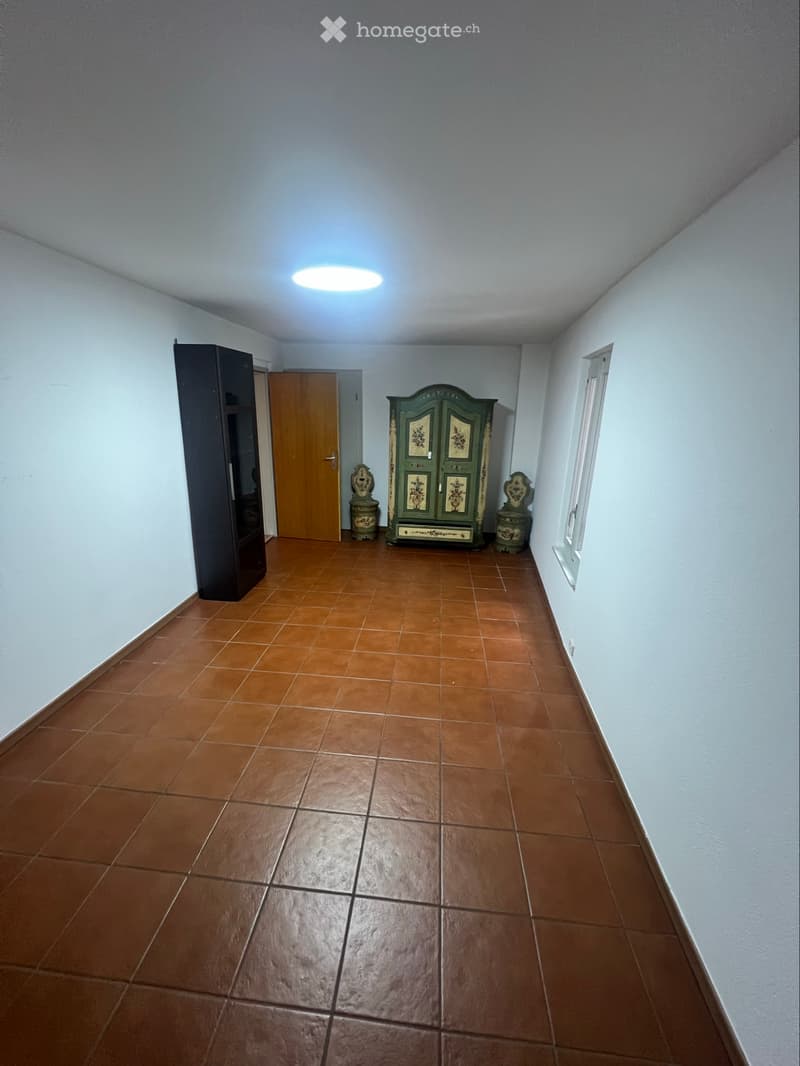 RIVA SAN VITALE BELLISSIMO APPARTAMENTO IN PIAZZA GRANDE (2)