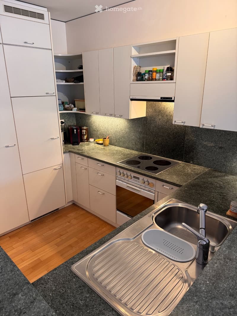 möblierte 2.5 Zimmerwohnung zur Untermiete (3)