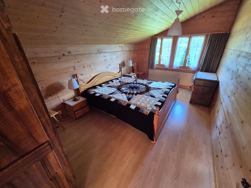 Charmante 2.5-Zimmer-Wohnung - möbliert und bezugsbereit (3)