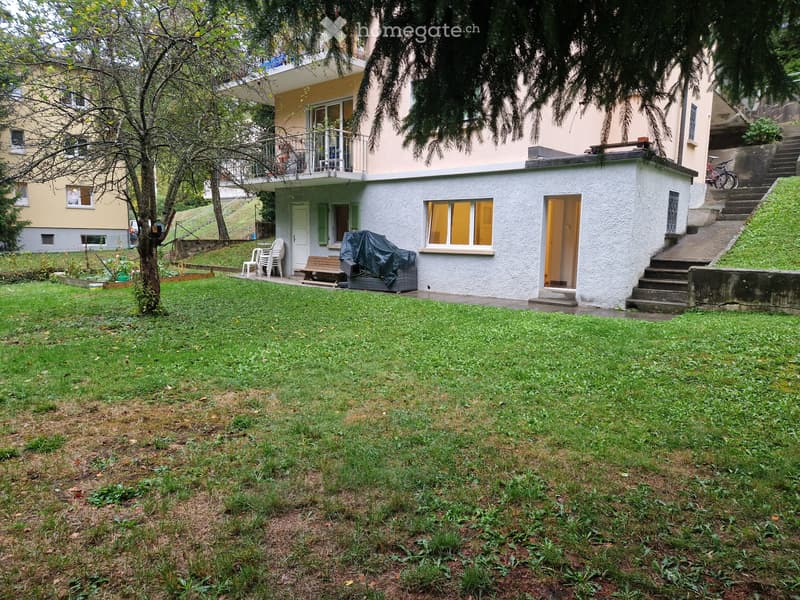 Zentrale und ruhige 2.5-Zimmer-Wohnung (1)