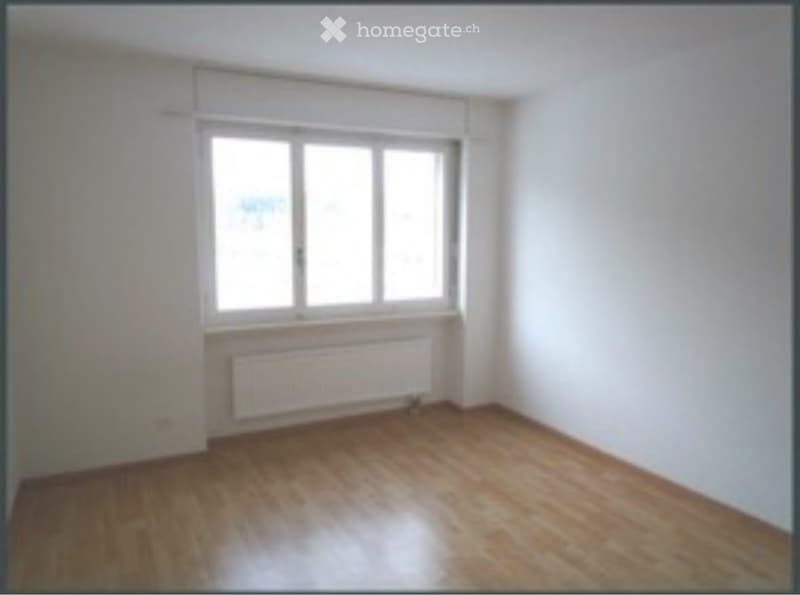 schöne 3.5-Zimmer-Wohnung in badweg 16, 3302 m (2)