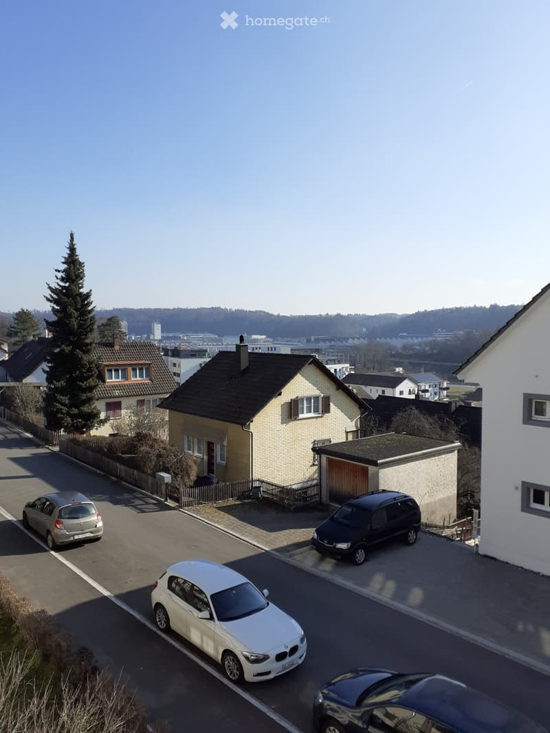Schöne und preisgünstige 3.5-Zimmer-Wohnung in Schaffhausen (5)