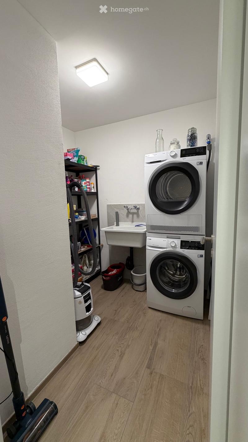 Helle, moderne 3.5-Zimmer-Traumwohnung (5)