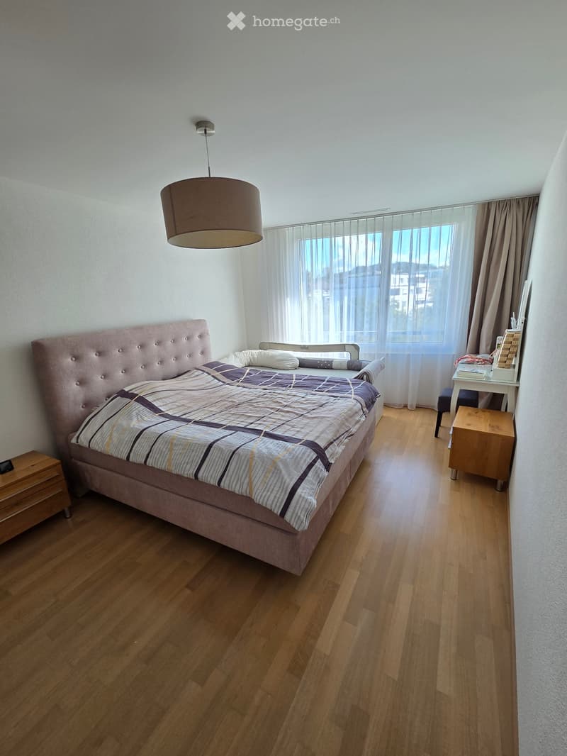 grosszügige 4.5-Zimmer-Wohnung ca 140m2  in Gossau SG (4)