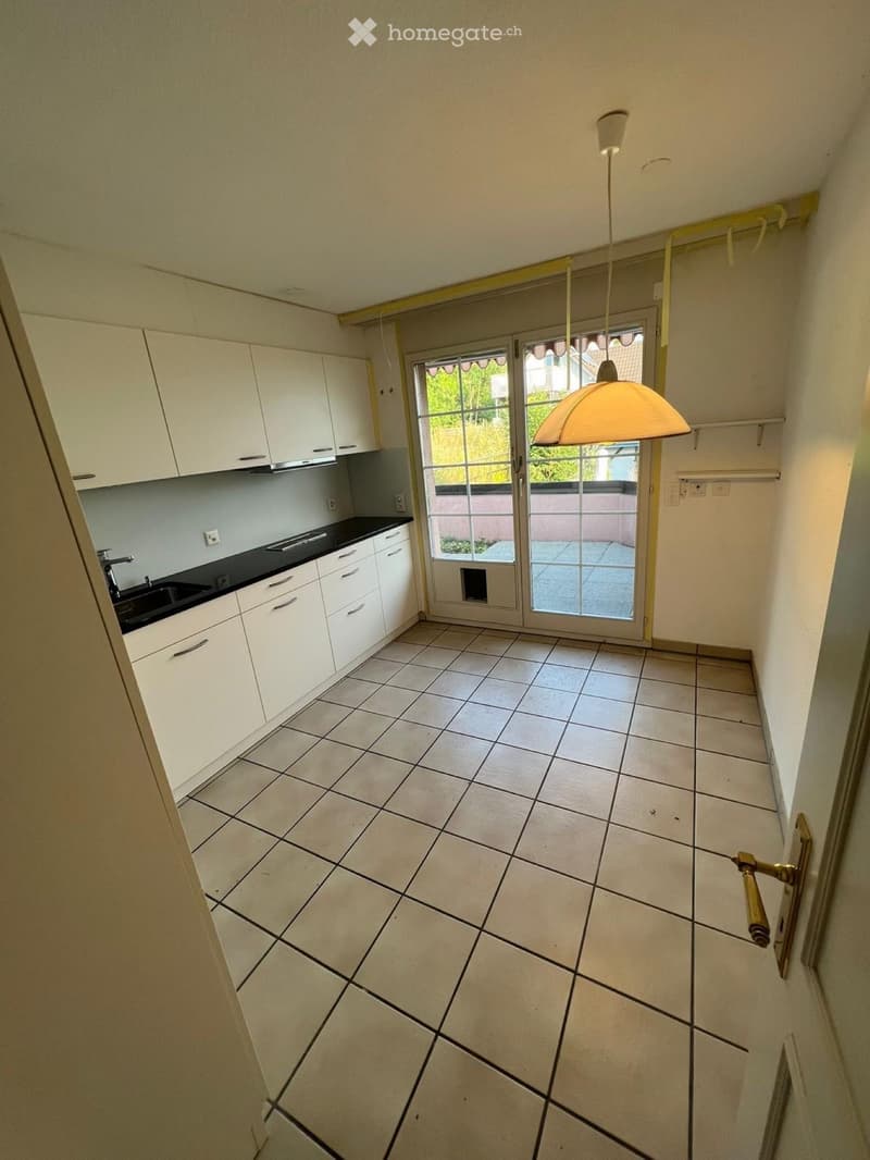 Helle 3.5-Zimmerwohnung zu vermieten (3)