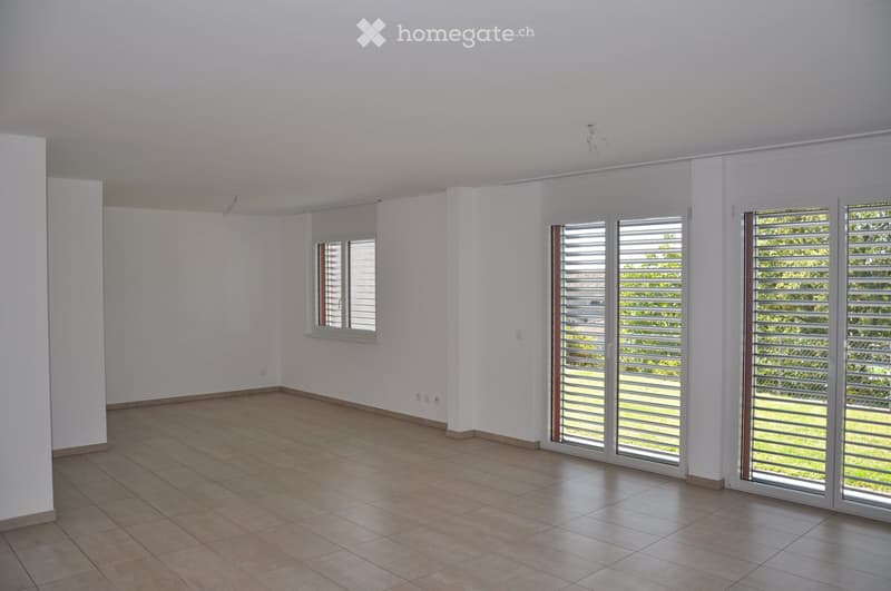 Casa indipendente con giardino a Comano (4)