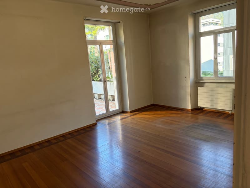 Esclusivo e spazioso 3.5 locali di ~200 m2 Bellinzona (2)