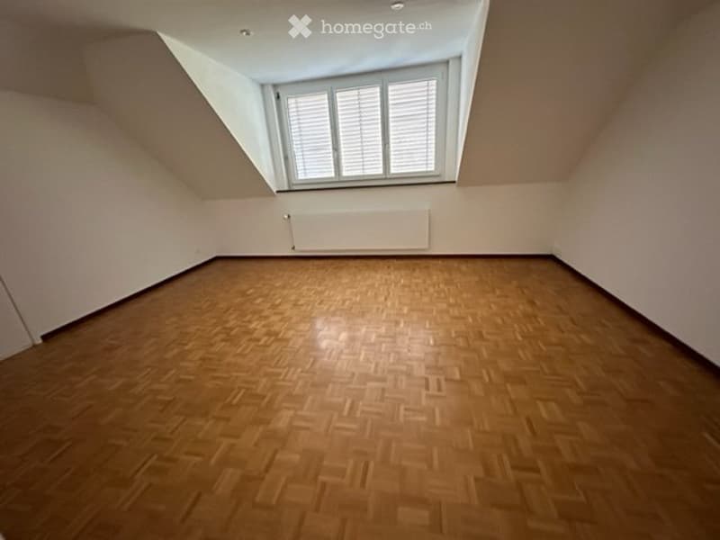 3 Zimmerwohnung, Zuchwil, 3. Stock, Wohn- und Geschäftshaus (4)