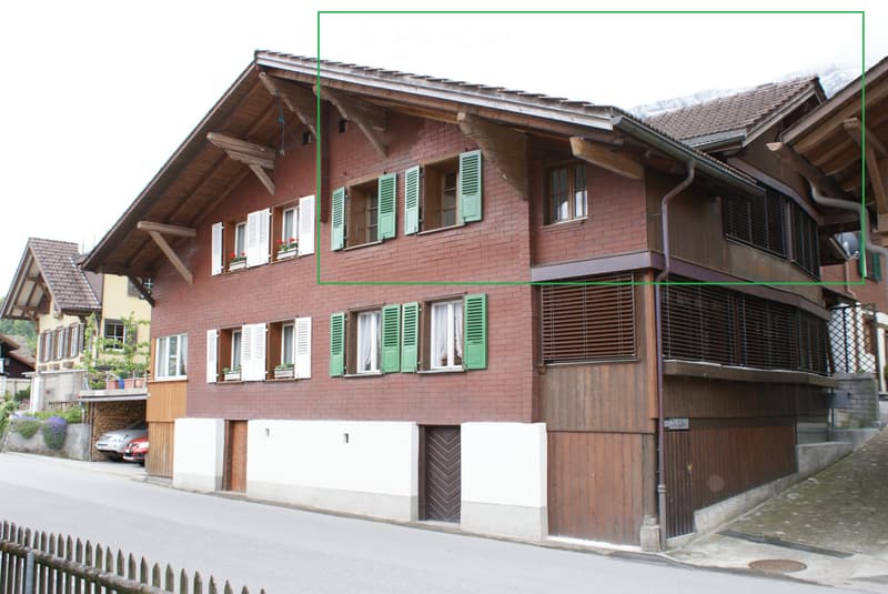 Schöne 2.5-Zimmer-Dachwohnung im Dorfzentrum (1)