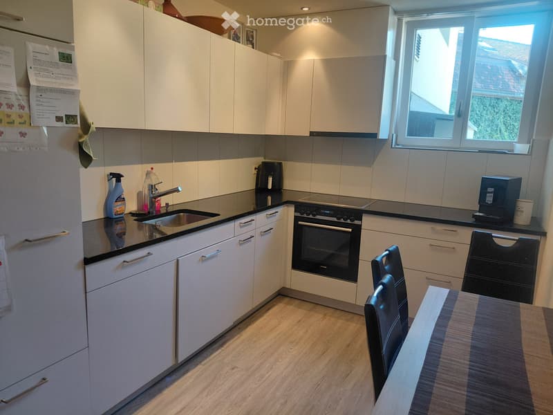 Schöne 3-Zimmerwohnung im Erdgeschoss mit Balkon (3)